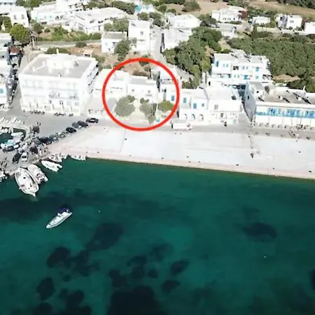 Marousso's Seafront House * Alikí